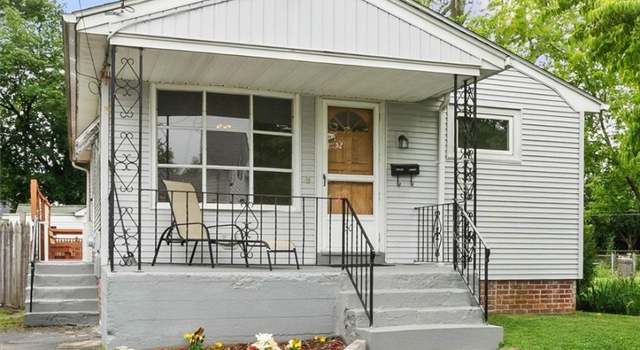 Photo of 30 Pond St, West Warwick, RI 02893