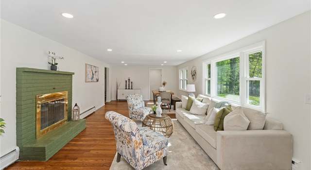 Photo of 634 Victory Hwy, Coventry, RI 02827