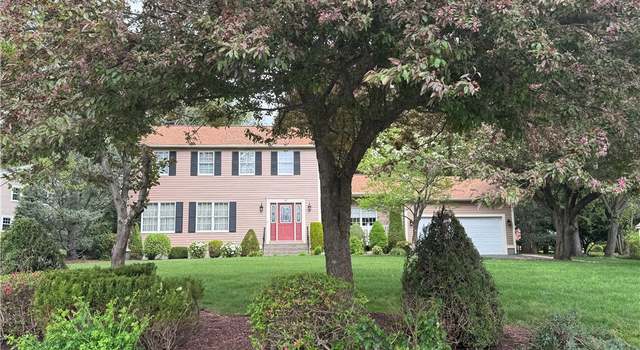 Photo of 87 Hillcrest Dr, Cranston, RI 02921