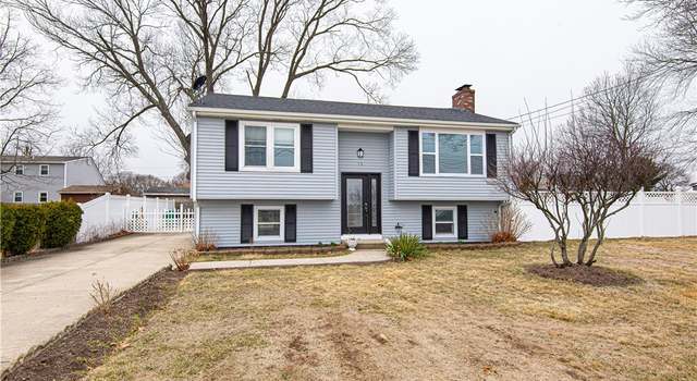 Photo of 75 Fletcher St, Warwick, RI 02889