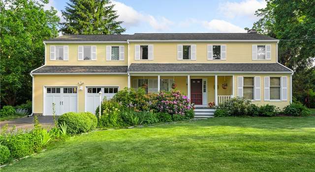 Photo of 4 Fourth St, Barrington, RI 02806