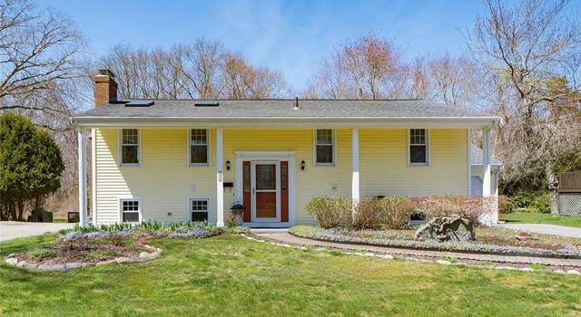 Photo of 62 Linden Rd, Barrington, RI 02806