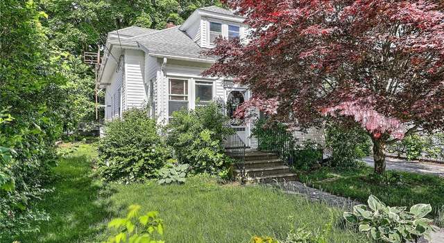 Photo of 134 136 Andrews Ave, West Warwick, RI 02893