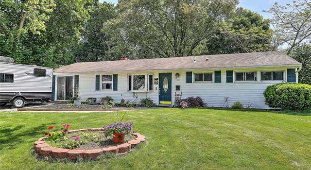 Photo of 92 Chatworth Ave, Warwick, RI 02886