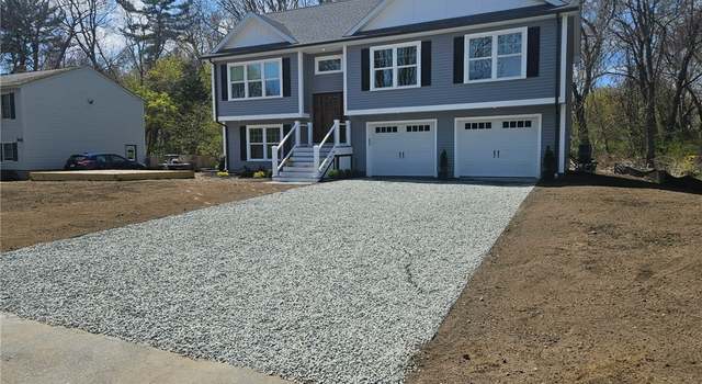 Photo of 101 Baycliff Dr, Warwick, RI 02818