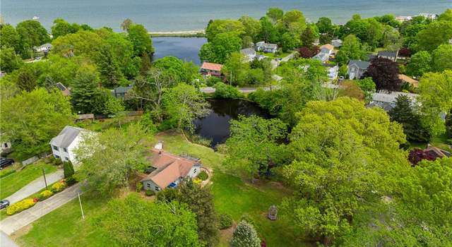 Photo of 140 Baycliff Dr, East Greenwich, RI 02818