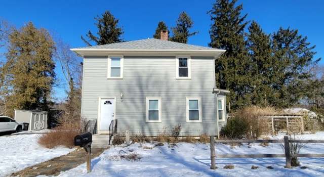Photo of 28 Hoxie Ct, Coventry, RI 02816