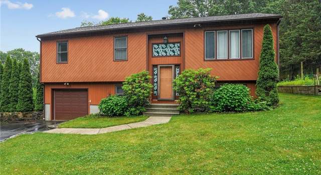 Photo of 2 Birch St, Johnston, RI 02919