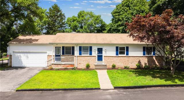Photo of 10 Bicknell Ave, East Providence, RI 02916