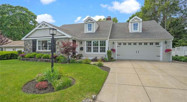 Photo of 25 King Philip Rd, Pawtucket, RI 02861