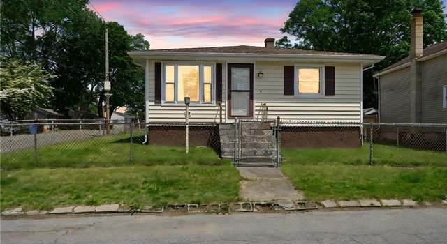 Photo of 211 Iroquois Road Rd, Cumberland, RI 02864