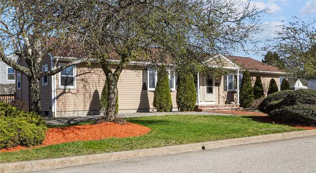 Photo of 29 Holly St, Cranston, RI 02910