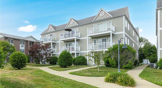 Photo of 675 Metacom Ave #58, Bristol, RI 02809