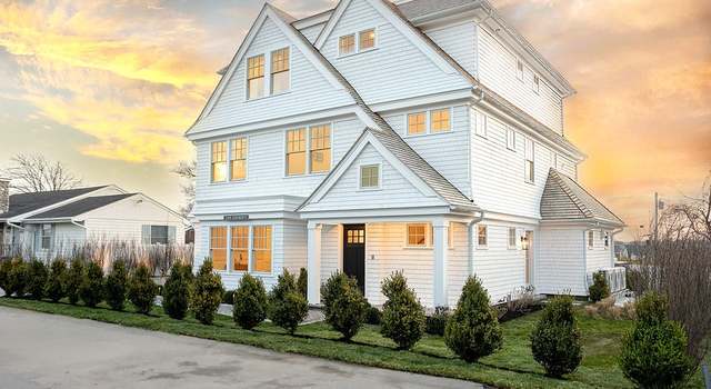Photo of 10 Stimpson St, Middletown, RI 02842