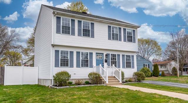 Photo of 88 Sweet Meadow Dr, Cranston, RI 02920