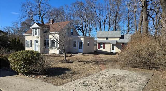 Photo of 91 Maple Ave, West Warwick, RI 02893