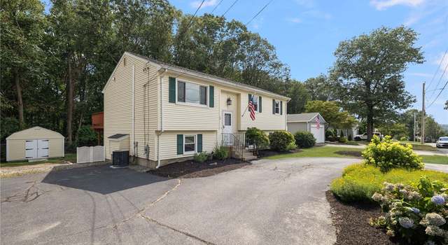 Photo of 40 Rockcrest Dr, Cranston, RI 02920