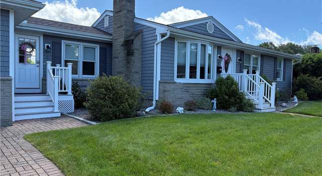 Photo of 8 Belaire Dr, Johnston, RI 02919