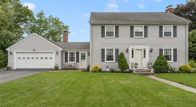 Photo of 15 Metcalf Dr, Cumberland, RI 02864