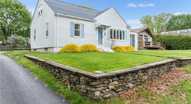 Photo of 11 Homestead St, Smithfield, RI 02917