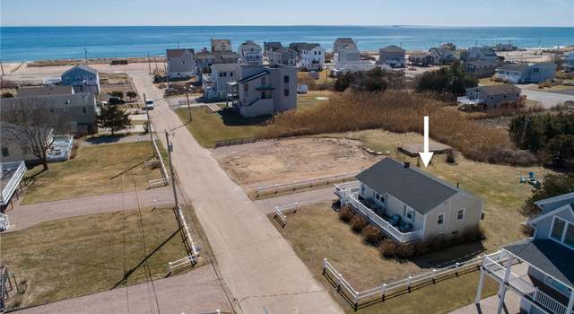 Photo of 16 Lawton Ave, Westerly, RI 02891