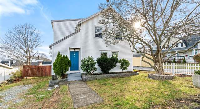 Photo of 32 Surf Ave, Warwick, RI 02889