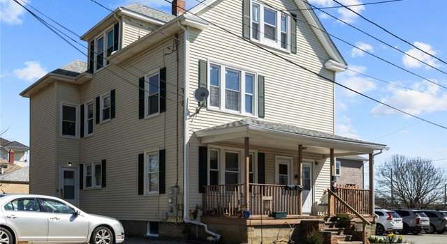 Photo of 68 Wood St, Warren, RI 02885