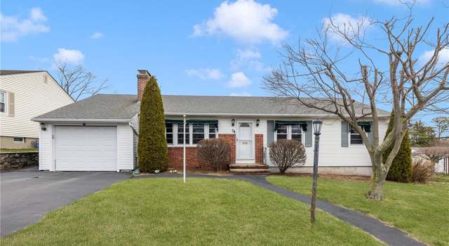 Photo of 7 Salem Ave, Cranston, RI 02920