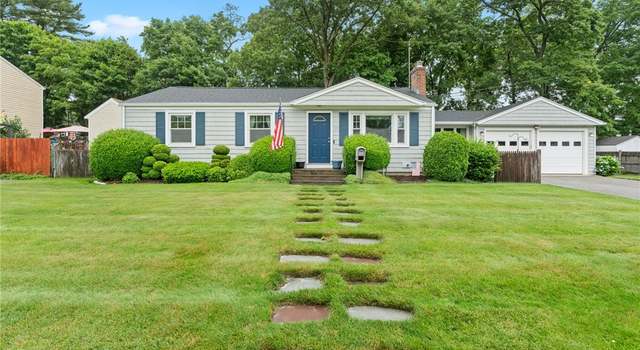 Photo of 15 Rutland St, Warwick, RI 02888
