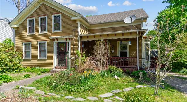 Photo of 48 Highview Ave, Hopkinton, RI 02832