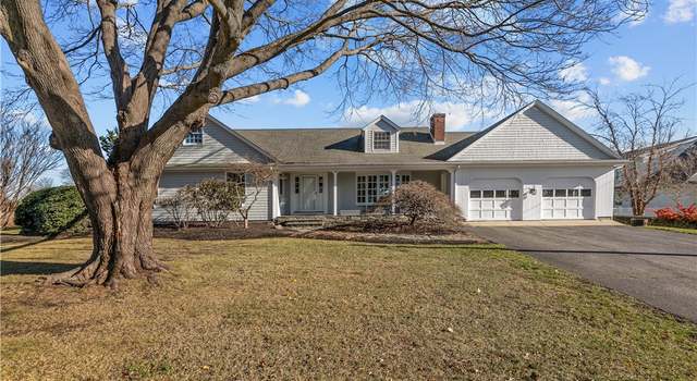 Photo of 193 Honeyman Ave, Middletown, RI 02842