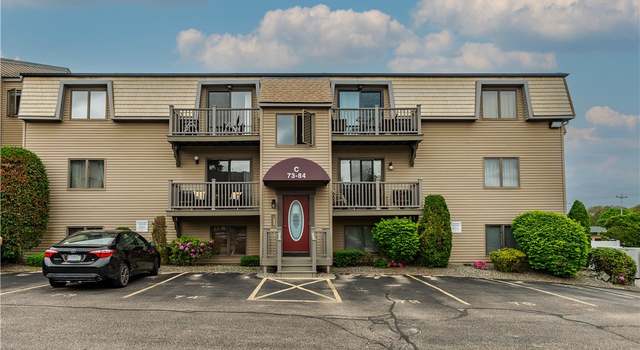 Photo of 80 Village Ct, West Warwick, RI 02893