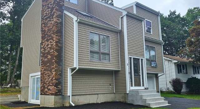 Photo of 8 Bicentennial Way, North Providence, RI 02909