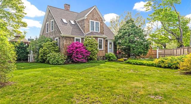 Photo of 286 Kingstown Rd, Narragansett, RI 02882