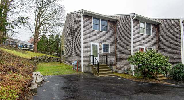 Photo of 45 Sakonnet East St, Tiverton, RI 02878