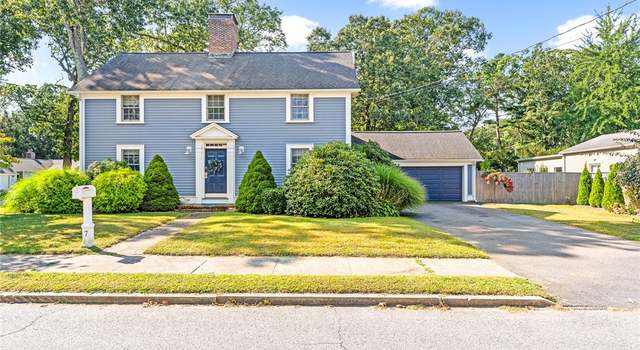 Photo of 7 Massasoit Ave, Pawtucket, RI 02861