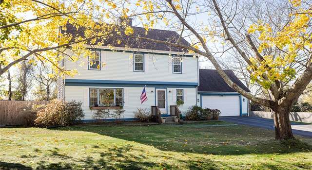 Photo of 102 Pheasant Dr, Portsmouth, RI 02871