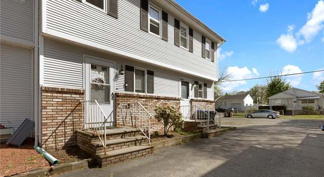 Photo of 128 Prudence Ave #2, Providence, RI 02909