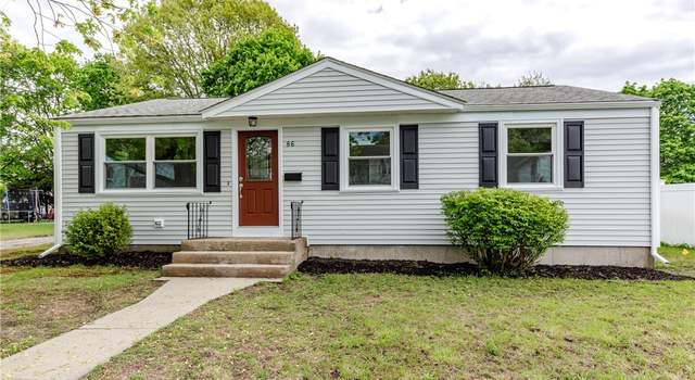 Photo of 86 Farnum Rd, Warwick, RI 02888