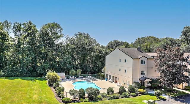 Photo of 185 Manville Hill Rd Rd #312, Cumberland, RI 02864
