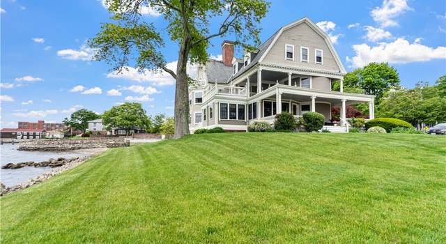 Photo of 217 Hope St #3, Bristol, RI 02809