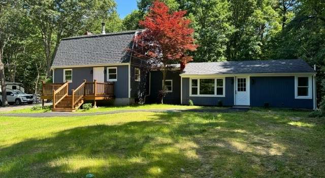 Photo of 173 Burnt Hill Rd, Scituate, RI 02831