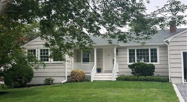 Photo of 45 Chapel Rd, Barrington, RI 02806