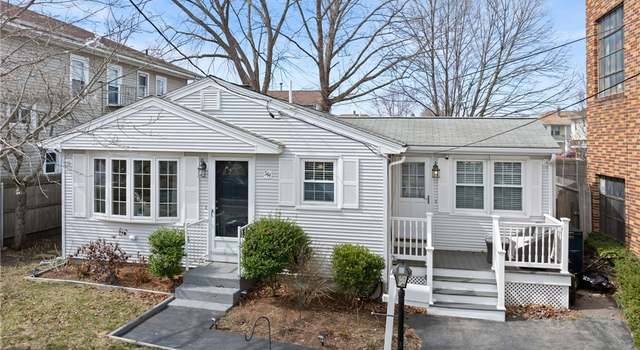 Photo of 544 Daggett Ave, Pawtucket, RI 02861