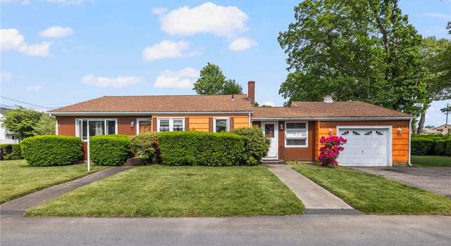 Photo of 2 N Spruce St, East Providence, RI 02914