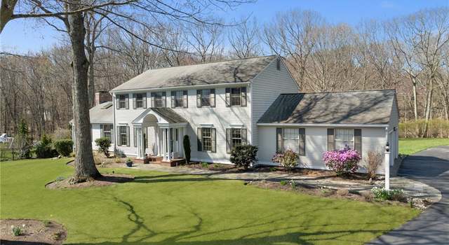 Photo of 155 Fernwood Dr, East Greenwich, RI 02818