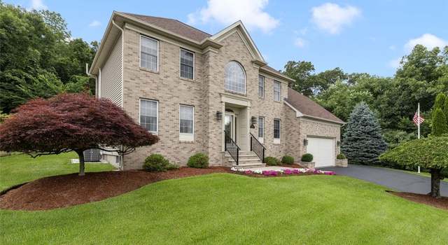 Photo of 32 Susan Dr, Cumberland, RI 02864