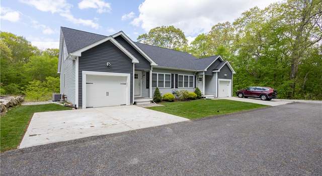 Photo of 3 Lily Ln, West Warwick, RI 02893