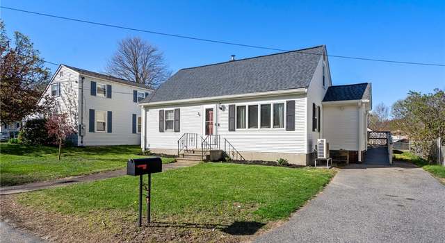 Photo of 76 Fall St, Woonsocket, RI 02895
