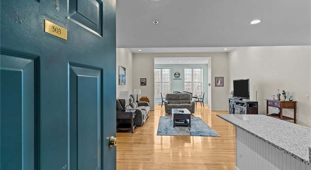 Photo of 2 School St #503, Lincoln, RI 02802